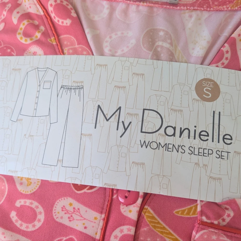 My Danielle Pink Cowgirl Pajama Set Small NWT - Picture 3 of 6